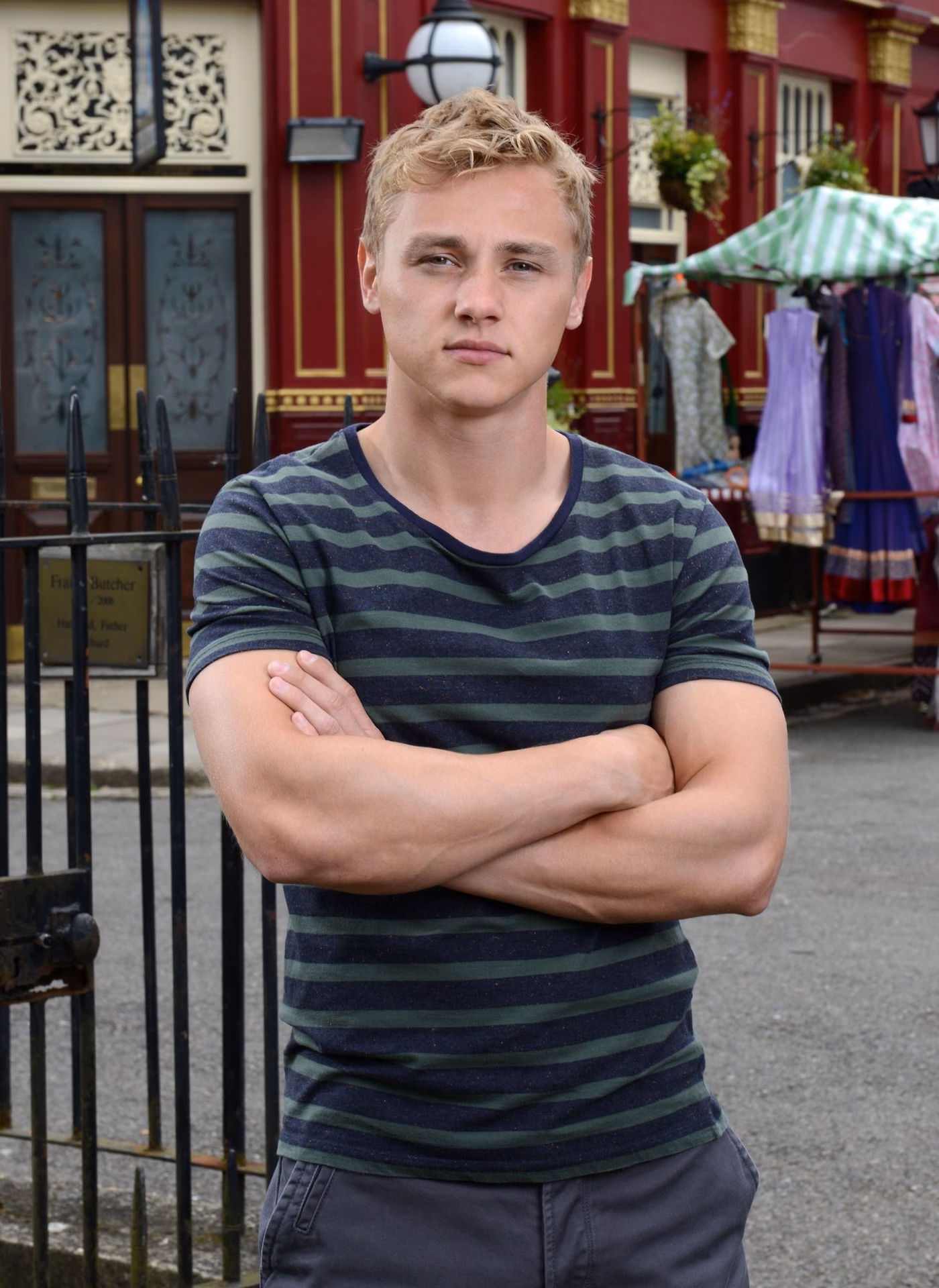 Did B en Hardy get off EastEnders?